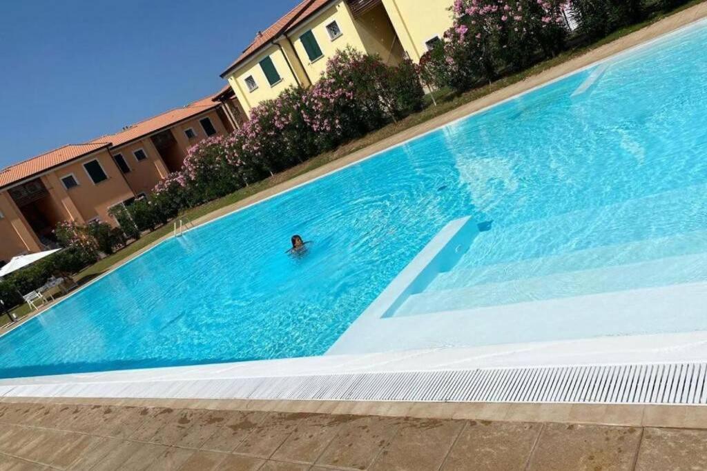 Residence Baia Delle Mimose Badesi Ngoại thất bức ảnh