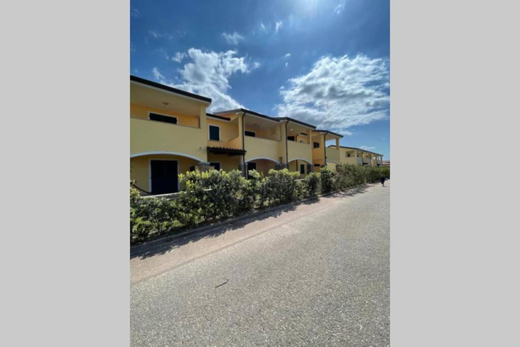 Residence Baia Delle Mimose Badesi Ngoại thất bức ảnh