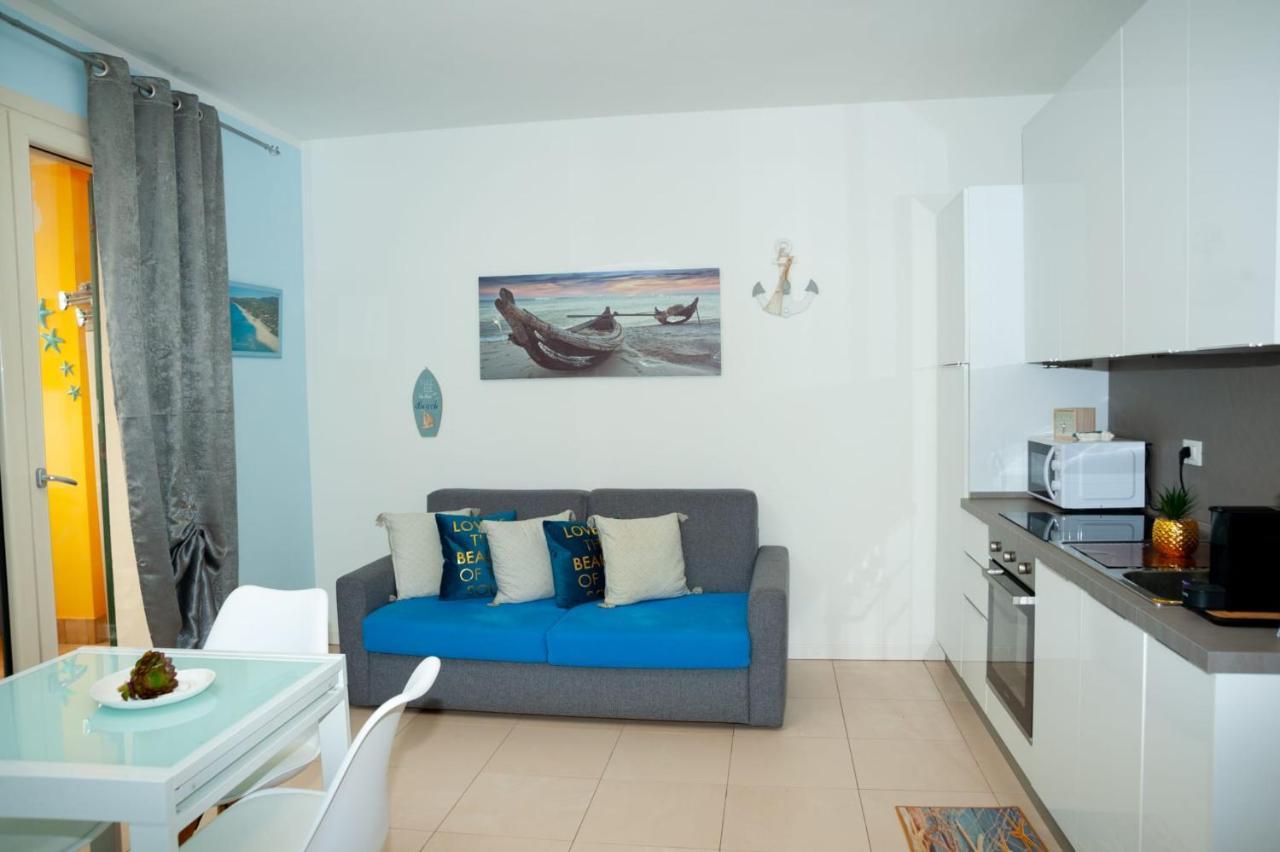 Residence Baia Delle Mimose Badesi Ngoại thất bức ảnh